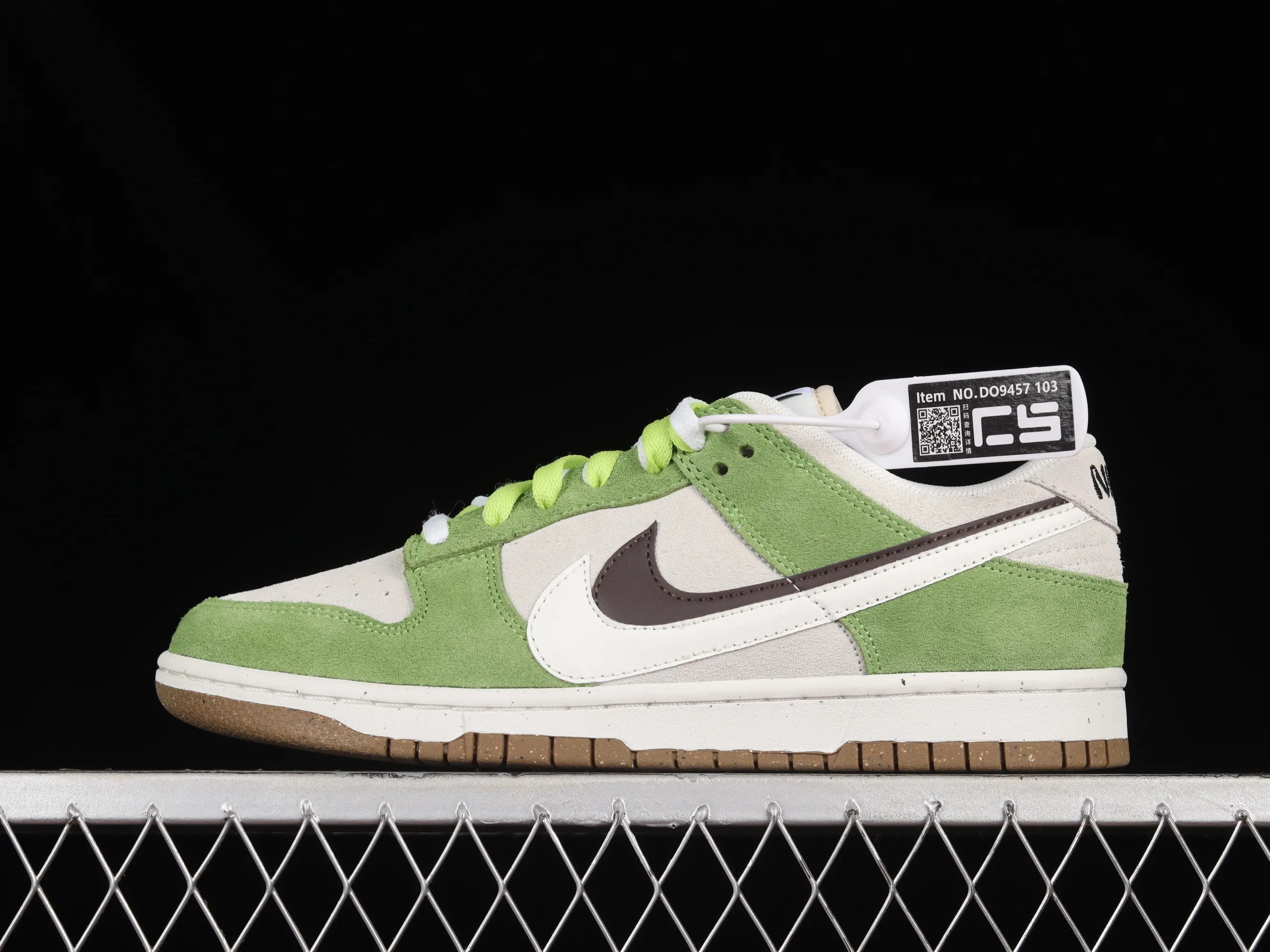 All categories Nk SB Dunk series Nk SB Dunk Low low-top sneakers Nk SB Dunk Low "85" avocado green double hook SB low-top sports and leisure sneakers DO9457-103